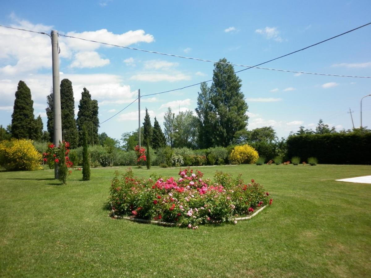 Villa Jolanda Fratte Rosa ภายนอก รูปภาพ